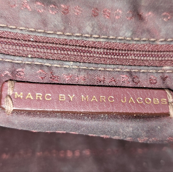 Marc Jacobs Washed up Lauren Burgundy Distressed Leather Satchel Crossbody Bag - Picture 15 of 16
